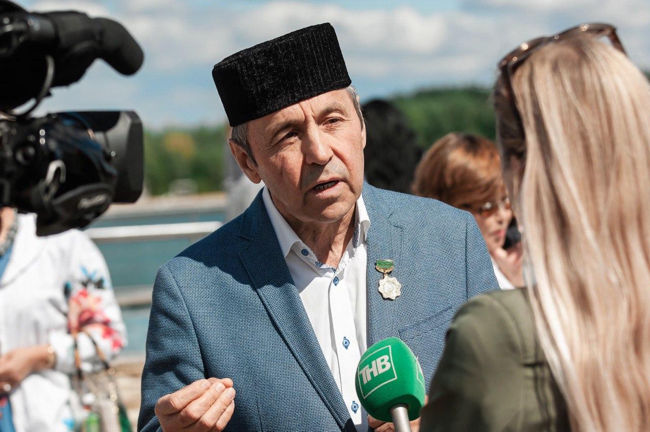 Поздравляем с Днём рождения Акжигитова Бакира Усмановича