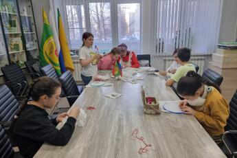 Подарки юных мастериц Ак Калфак при РОО ТНКА ПО на Междунаро́дный же́нский день - 8 Марта